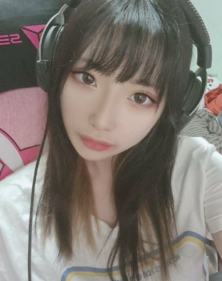 牢中女囚_国产剧免费观看视频