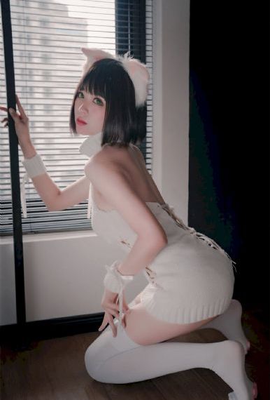 电梯小姐在线_超清免费观看视频