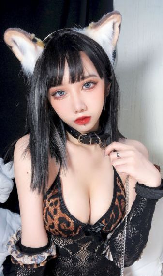 厨房娇妻被朋友胯下挺进_1080P高清完整版播放