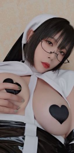 丝袜女帝玉腿夹精_4K电影免费在线