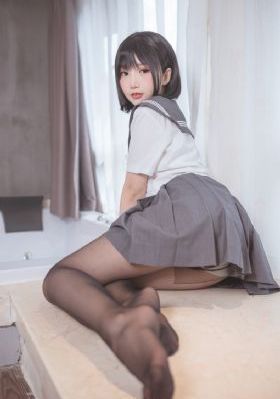 裙子里面有怪兽_高清超清在线观看