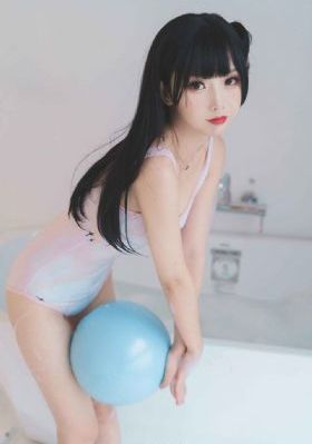 日本吃奶摸下边免费视频_1080电影免费在线